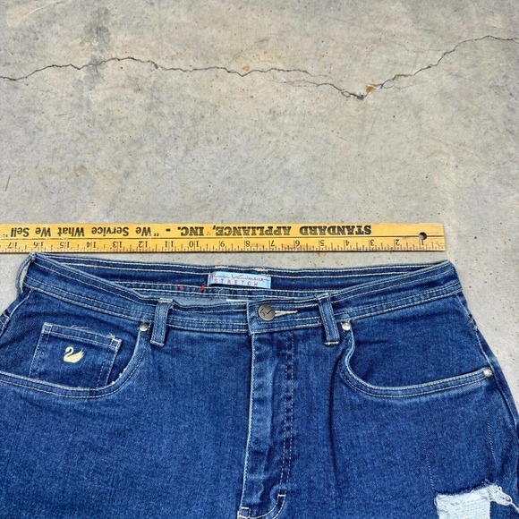 Gloria Vanderbilt Stretch Distressed Blue Jeans Cut Off Shorts Sz 16 - Picture 6 of 10